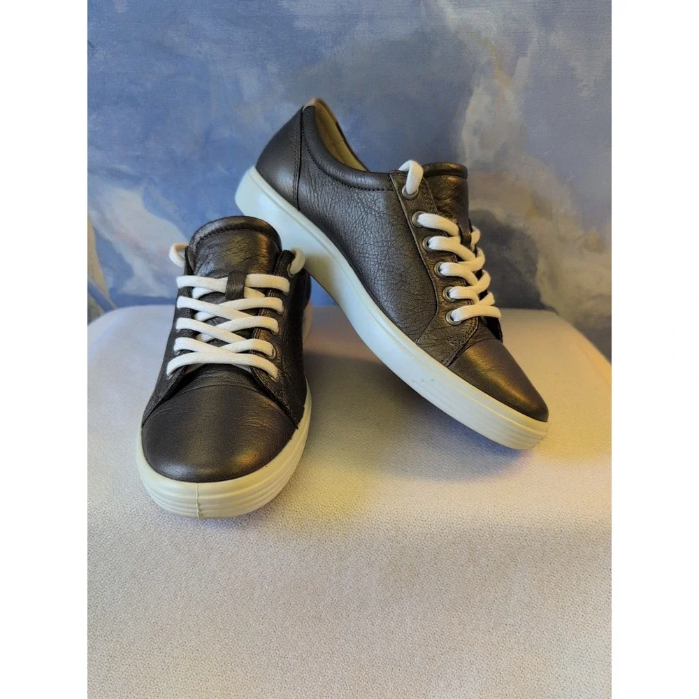 ECCO Women's 10 Extra Width Soft 7 Danish Leather Sneakers